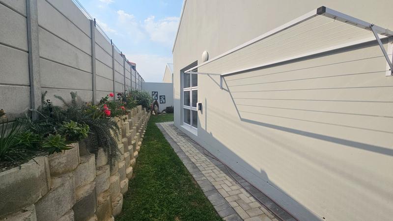 3 Bedroom Property for Sale in Island View Western Cape